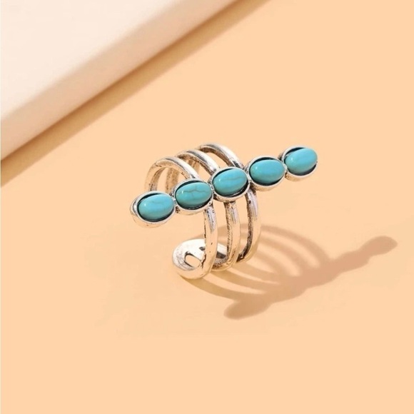 Turquoise Stone Linear Silver Ring - Picture 6 of 15